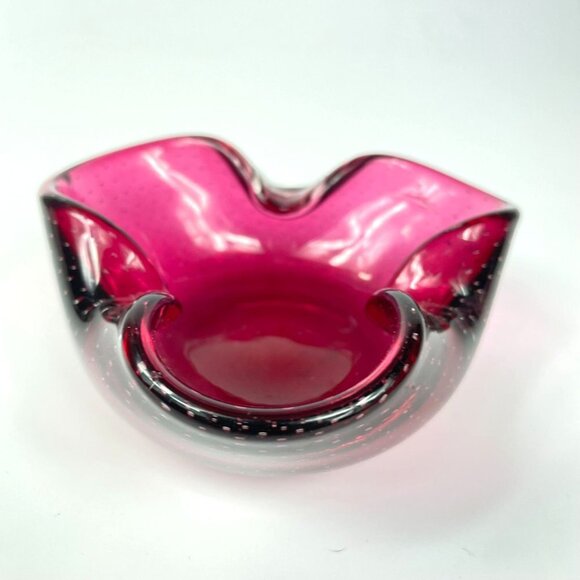 Cranberry Bullicante Art Glass Ashtray Bowl - Picture 3 of 10